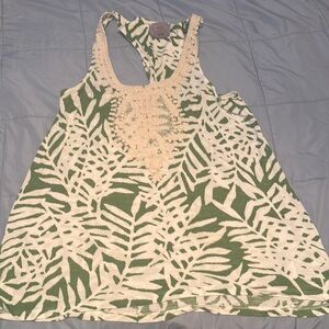 Green and White Leaf Print Tank Top